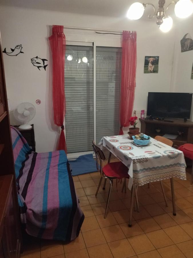 F1 Chambre Et Cuisine Reynès Zewnętrze zdjęcie